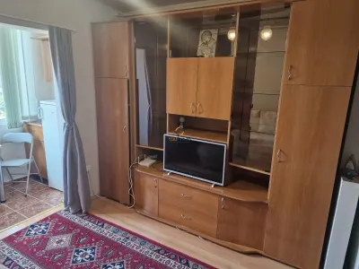 Garsoniera Cu Centrala Proprie / Zona Soarelui - foto 4