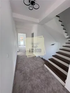Casa moderna 5 camere 2 bai teren 498 mp 4 parcari 10 km de Sibiu - foto 9