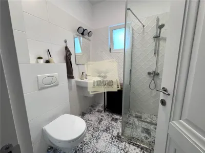 Casa cu 4 camere 2 bai si terasa 52mp in zona Bavaria Park - foto 12