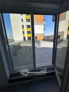 COMISION 0% | Apartament de vanzare 4 cam, etaj intermediar, terasa 70 mp + balcon | - foto 14