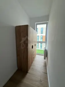 Inchiriez apartament cu 2 camere , bloc nou - foto 18
