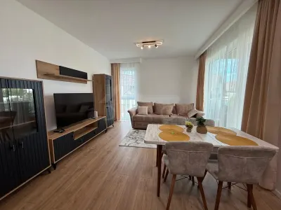 Inchiriez apartament cu 2 camere , bloc nou - foto 10