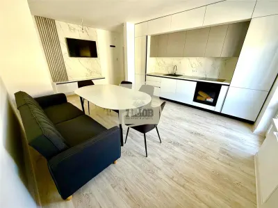 Apartament prima inchiriere 3 camere balcon si parcare Sibiu - foto 2