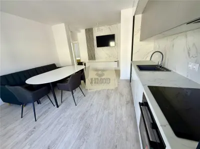 Apartament prima inchiriere 3 camere balcon si parcare Sibiu - foto 4