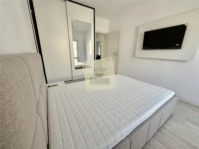 Apartament prima inchiriere 3 camere balcon si parcare Sibiu - foto 5