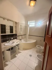 Vand apartament 2 camere langa metrou - foto 7