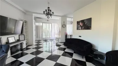 Penthouse de vanzare, zona Catedrala - foto 2