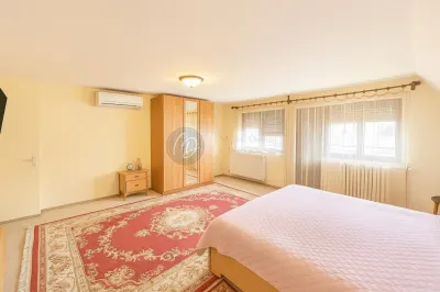 MDI casa cu spatiu comercial in Marghita - foto 4