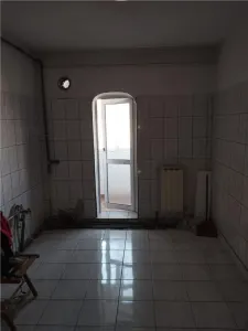 3 camere decomandate Republicii - foto 4