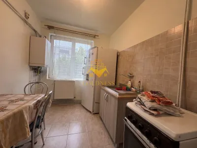 3 camere semidecomandate, Zona Garii, Horea, Semicentral - foto 5