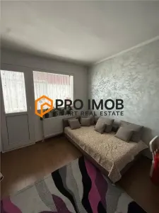 Apartament 2 camere cf 1 decomandat zona Micro 5 - foto 4