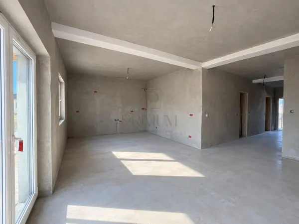 Casă 3 camere Moșnița Veche - poza 4