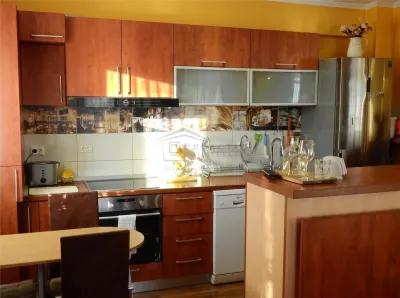 Apartament cu 3 camere, Bloc Nou, Scheia, 3C-4032 - foto 2