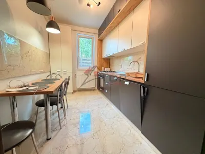 Apartament cu 2 camere decomandat + gardina 80mp, loc de parcare Rediu - foto 7