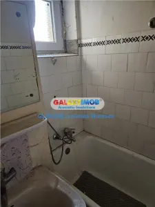 Vanzare apartament 3 camere semidecomandat Targoviste Micro 6 - foto 7
