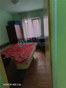 Royal Imobiliare - Vanzare apartament 4 camere zona Mihai Bravu - foto 3