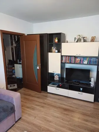 Apartament 2 camere Astra-Ardealul,mobilat-utilat,parcare,111000 Euro - Brasov