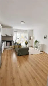 Apartament superb ,3 camere Str.Atletilor - foto 2