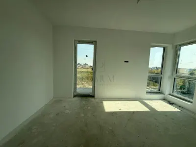 Casă 4 camere Moșnița Nouă - poza 3