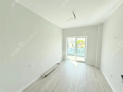 Apartament cu 3 camere la cheie etaj 1 de vanzare in Selimbar loc parcare inclus - foto 5