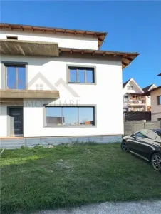 Duplex cu 274 mp curte pe Str. Victoriei – 112 mp utili - Baia Mare