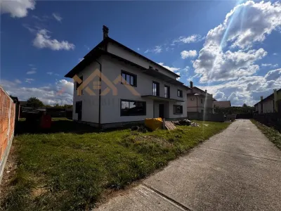 Duplex cu 274 mp curte pe Str. Victoriei – 112 mp utili - foto 2