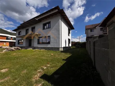 Duplex cu 274 mp curte pe Str. Victoriei – 112 mp utili - foto 3