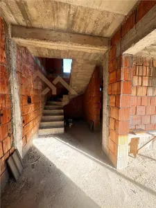 Duplex cu 274 mp curte pe Str. Victoriei – 112 mp utili - foto 10