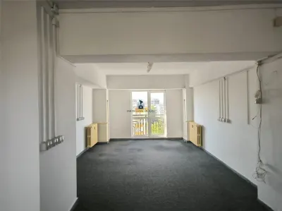 Apartament 2 camere Semidecomandat Bld. Octavian Goga - foto 4