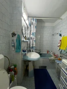 Apartament cu 4 camere, 80 mp utili la etajul 1 chiar in Calea Lipovei - foto 16