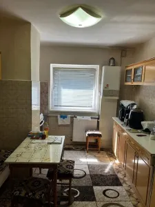 Apartament cu 4 camere, 80 mp utili la etajul 1 chiar in Calea Lipovei - foto 8