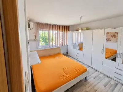Apartament cu 1 cameră pe Liviu Rebreanu cu Centrală și Boxă în CF - Timisoara