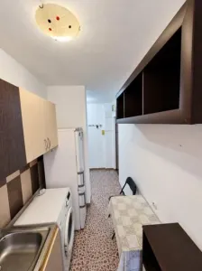 Apartament cu 1 cameră pe Liviu Rebreanu cu Centrală și Boxă în CF - foto 9