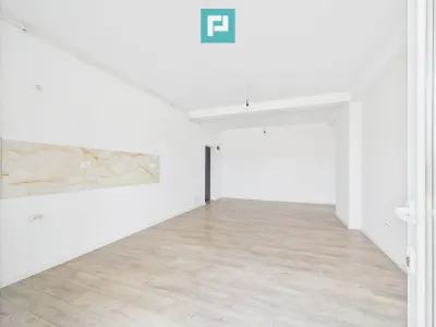Apartament 3 camere | Grădină 70 mp | Torontalului - foto 3
