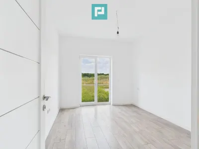 Apartament 3 camere | Grădină 70 mp | Torontalului - foto 5