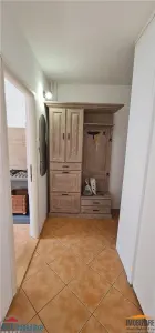 Apartament 2 camere et.1 pe B-dul Revolutiei, zona Banca ING Podgoria - foto 2