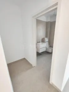 Vanzare - Casa Individuala  - Vila  P+1+M - Prelungirea Ghencea - Cartierul Latin - 285000E TVA INCLUS - Comision 0 ! - foto 7