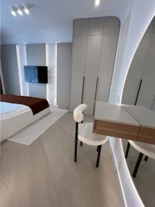 Proprietar inchiriez 3 camere Ultralux Cortina North parcare - foto 33