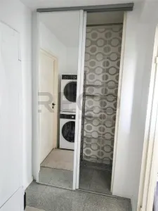 RECO Apartament cu 2 camere renovat Oradea-parcul Magnolia - foto 7