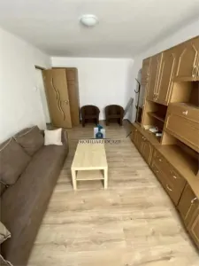 Inchiriere Apartament 2 Camere Semidecomandat Pta. Sudului - foto 3