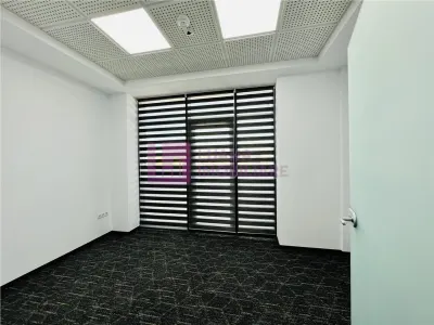 Spatiu de birouri exclusivist cu terase de 100 mp | Industrial Est | cladire noua de birouri - foto 8