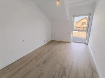 Casă 4 camere Moșnița Nouă - poza 8