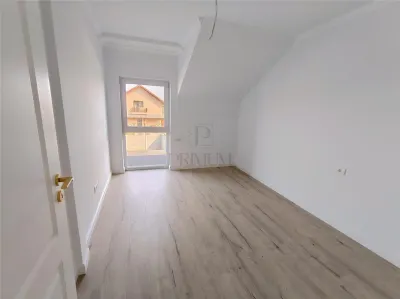 Casă 4 camere Moșnița Nouă - poza 9