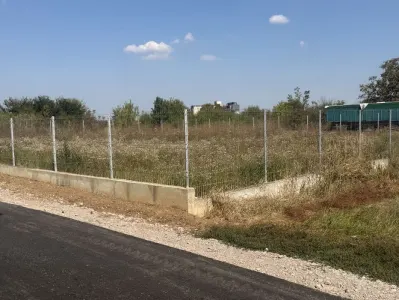 Teren Peris - poza 6