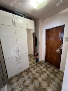 De vanzare apartament cu 2 camere balcon si pivnita situat la etajul 1 zona Siretului din Sibiu - foto 9