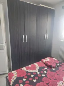 Vand apartament 2 camere - foto 7