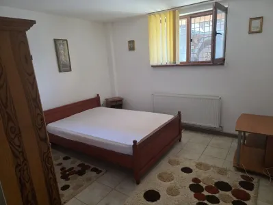 Inchiriez garsoniera spatioasa in Craiova - Craiova