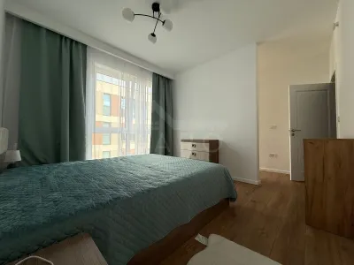 Inchiriez apartament cu 2 camere , bloc nou - foto 19