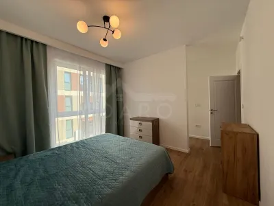 Inchiriez apartament cu 2 camere , bloc nou - foto 9