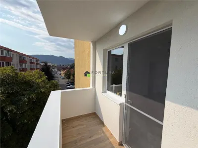 Apartament 2 camere, total renovat, str. Avram Iancu - foto 9